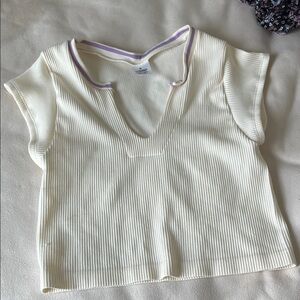 Cream Ribbed V-Neck Top with Purple Trim